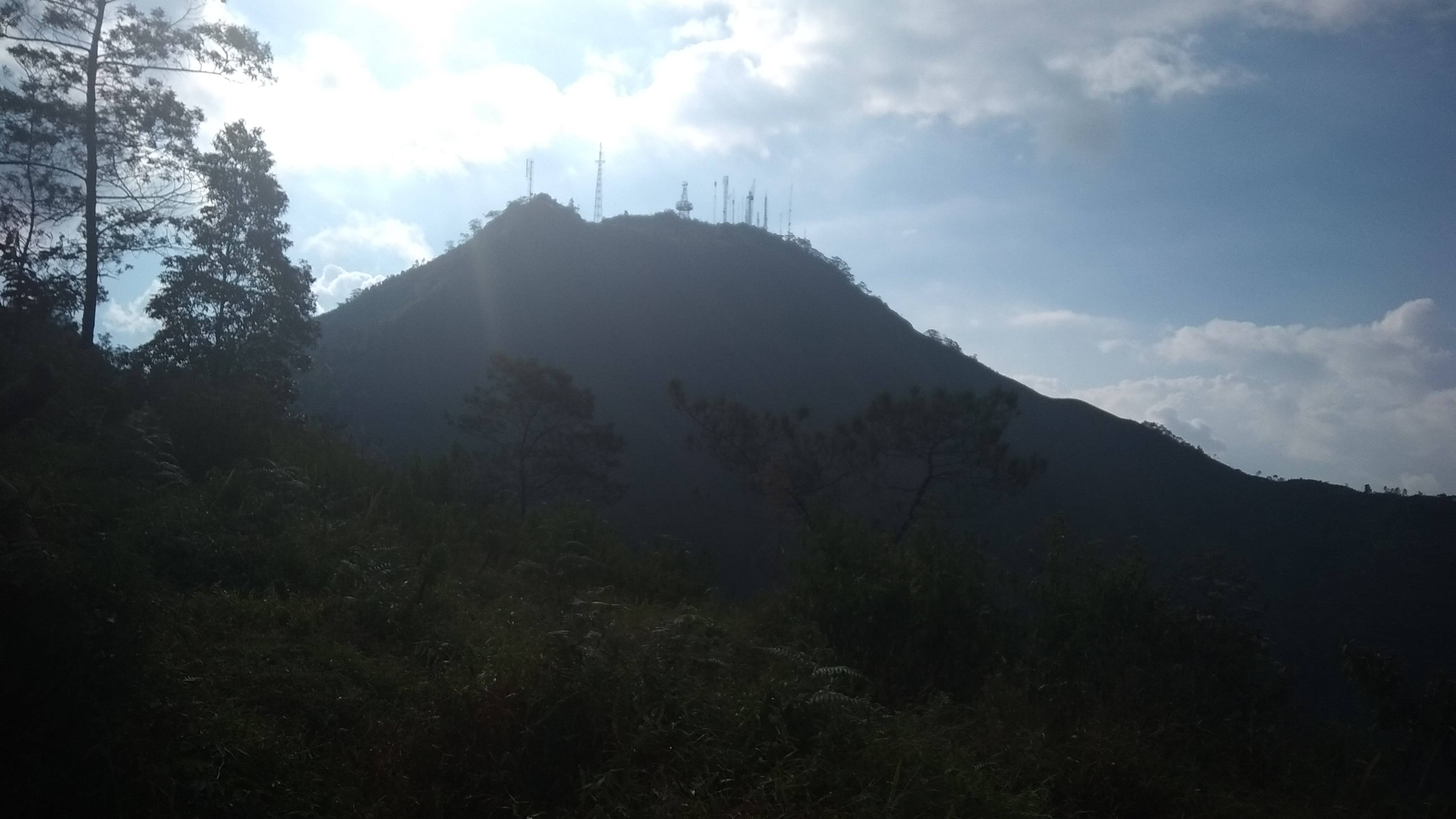 Puncak Gunung (c) Anggraini/Travelingyuk