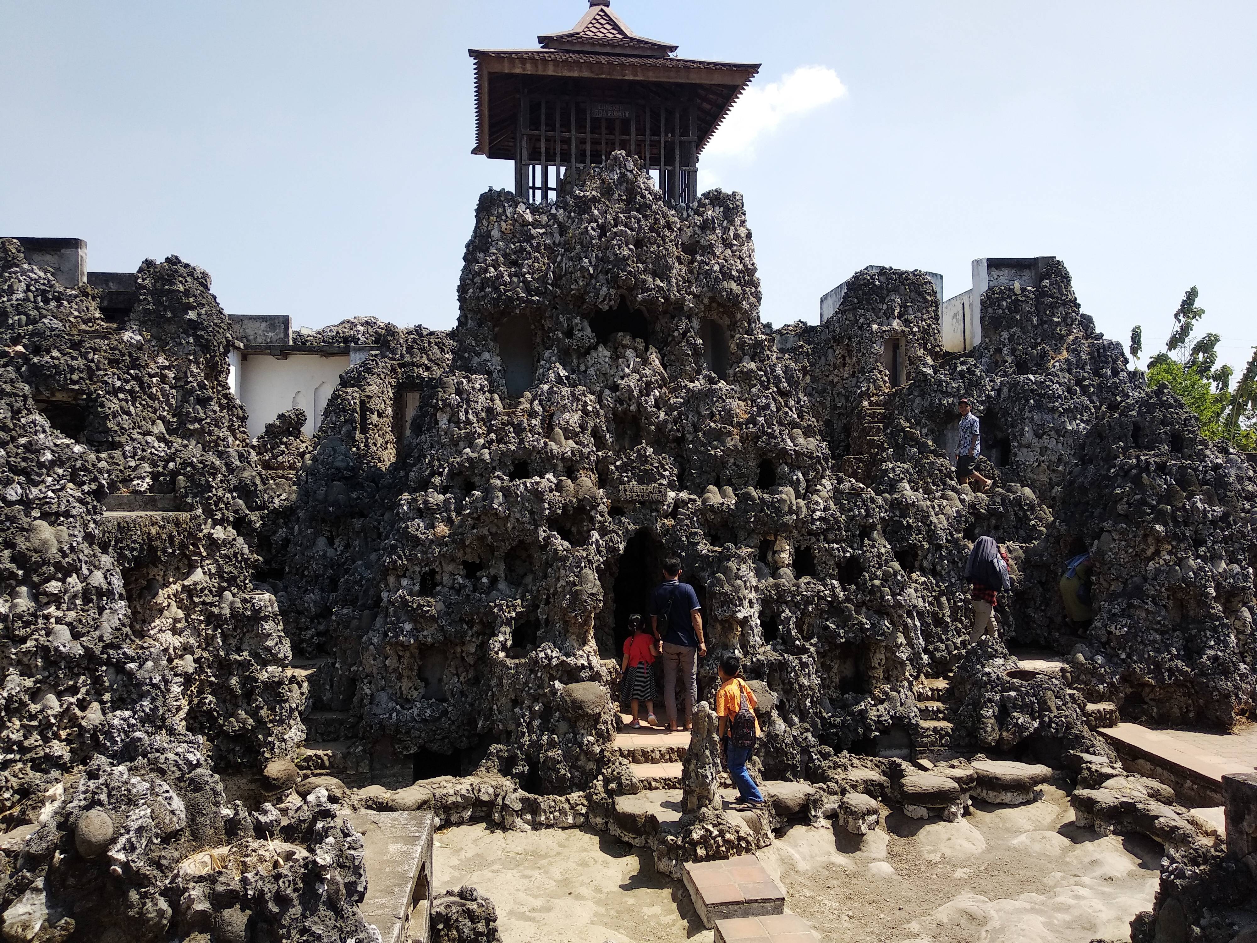 Taman Sari Goa Sunyaragi, Wisata Heritage Kota Cirebon