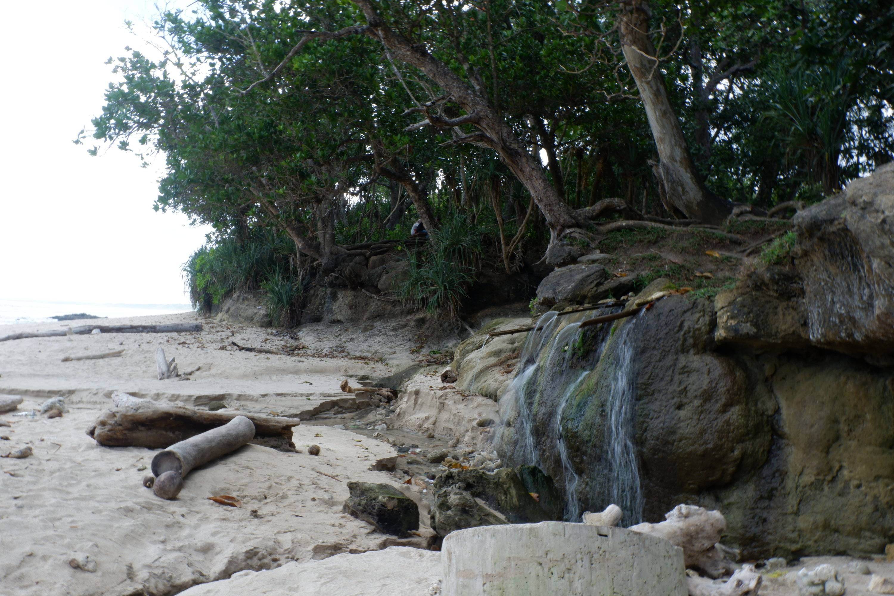 Pantai Pancur, Keindahan Tersembunyi di Dekat Surga Surfer