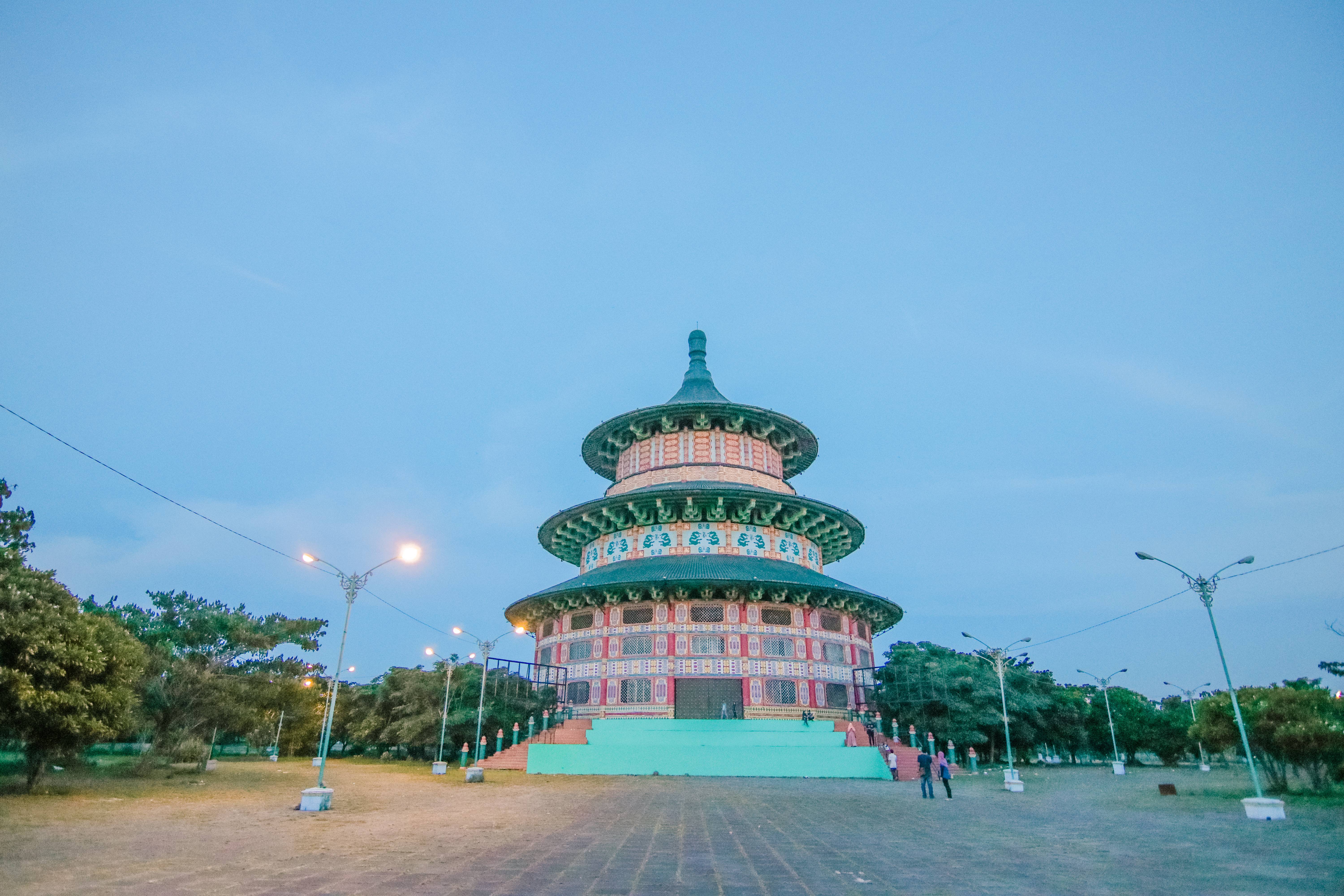 Pagoda Tian TI (c) Willy/Travelingyuk