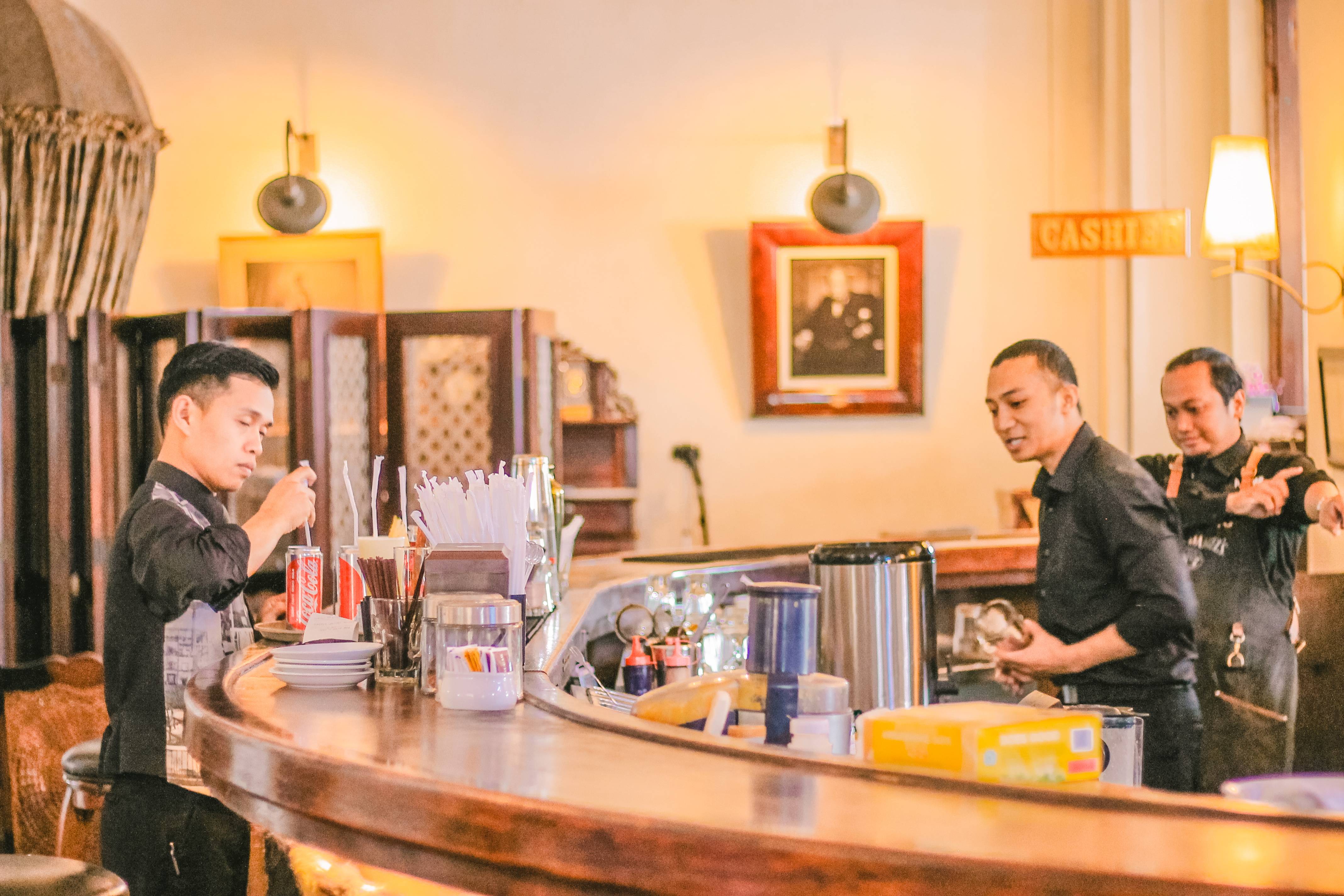 Cafe Batavia Jakarta (c) Willy Singgih/Travelingyuk